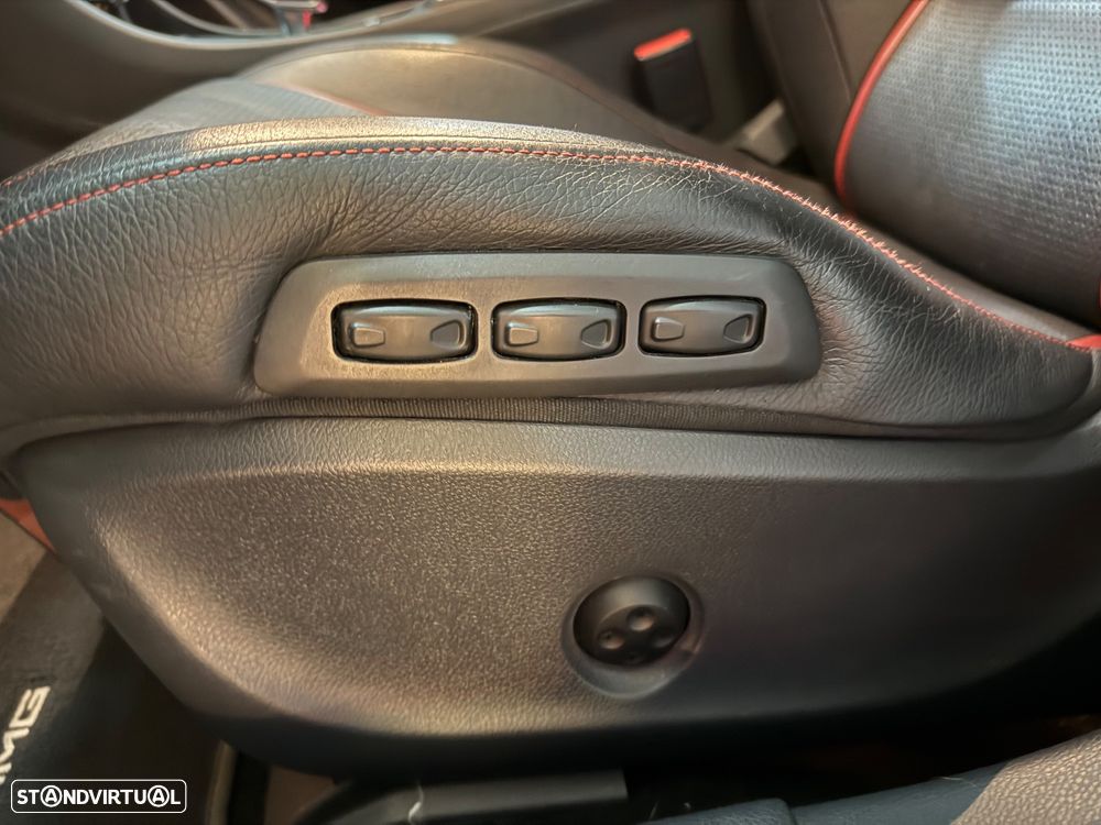 Mercedes-Benz CLA 45 AMG 4Matic 7G-DCT - 29