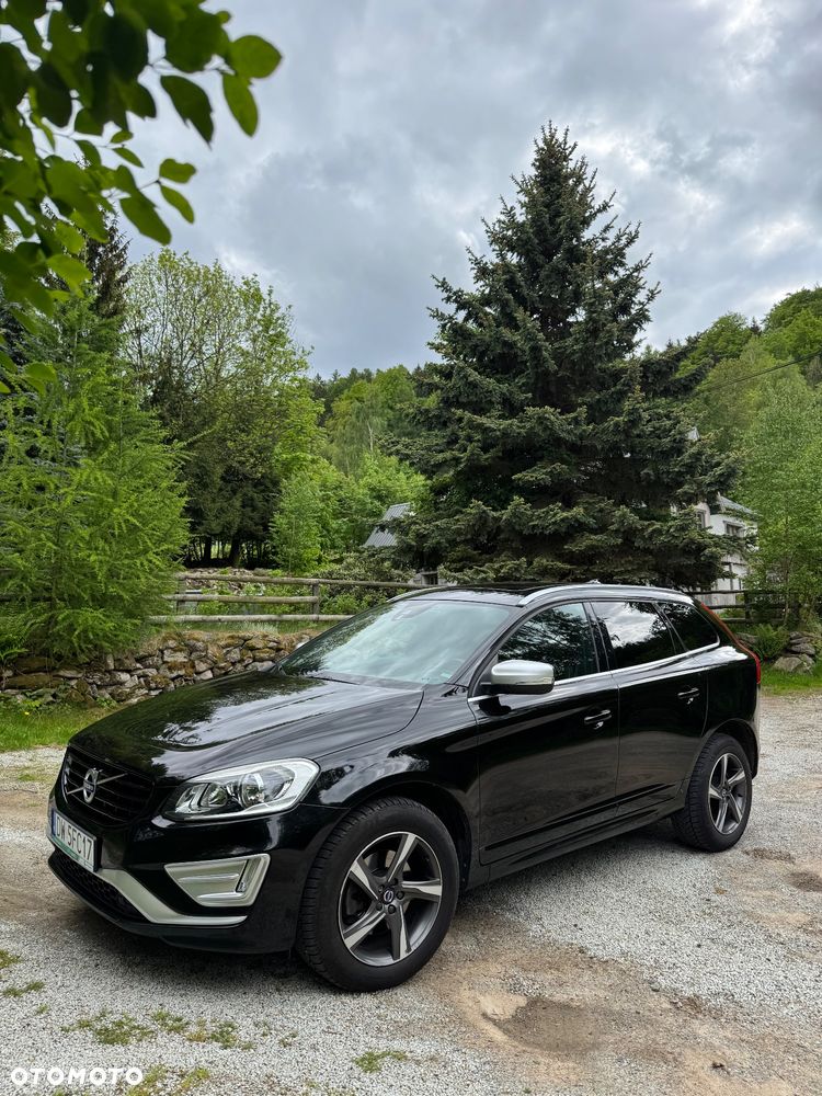 Volvo XC 60 D4 AWD R-Design Momentum - 5