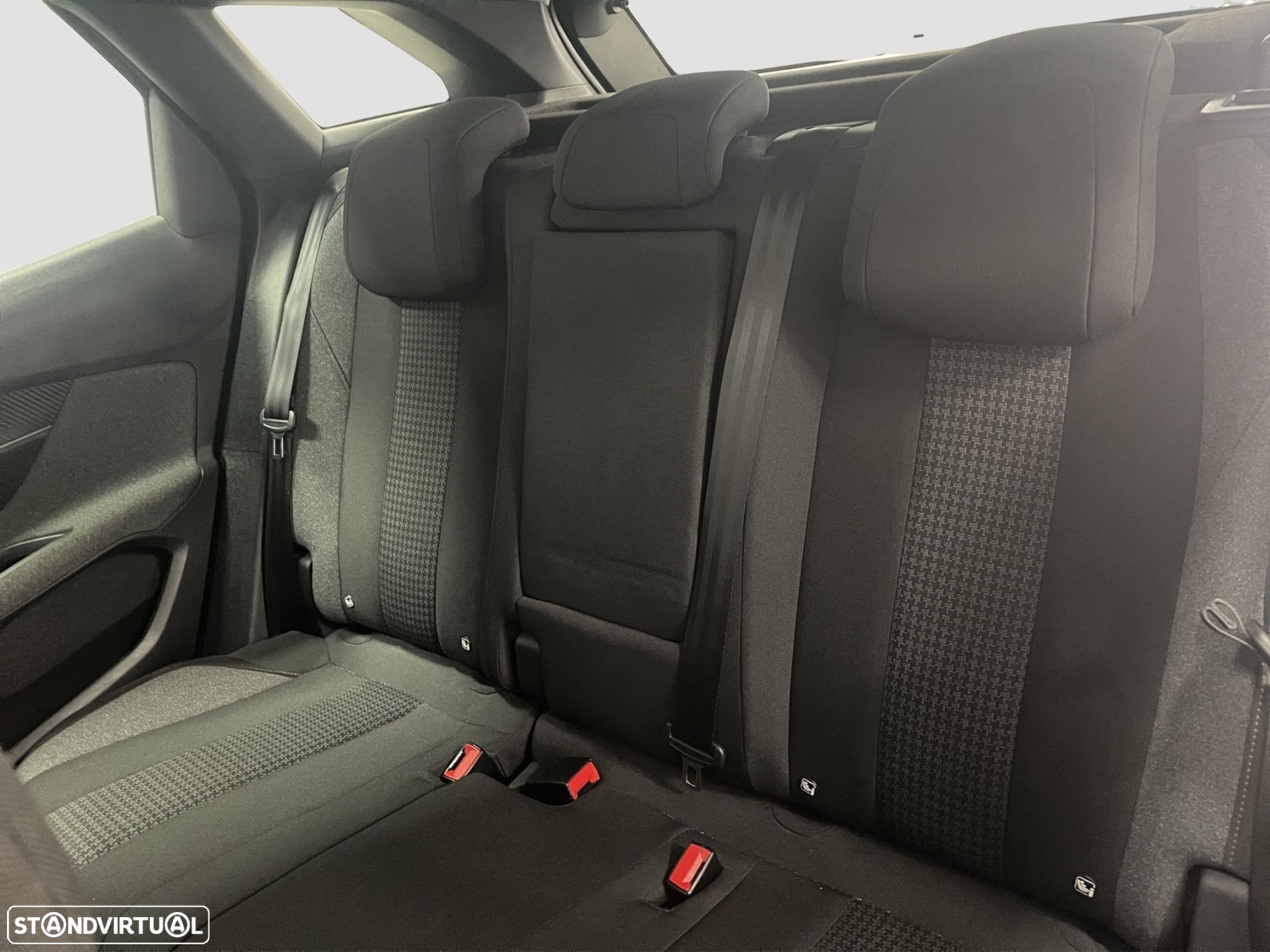 Peugeot 3008 1.5 BlueHDi Style - 11
