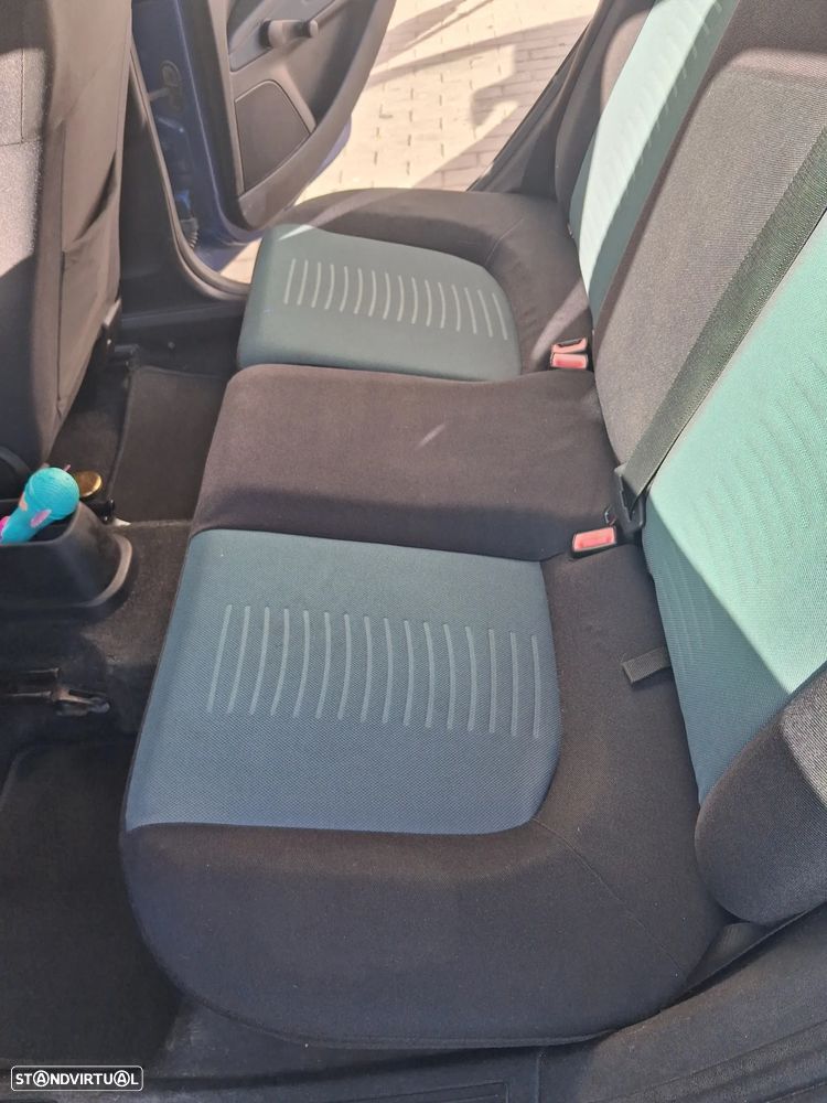 Fiat Grande Punto 1.2 Active - 11