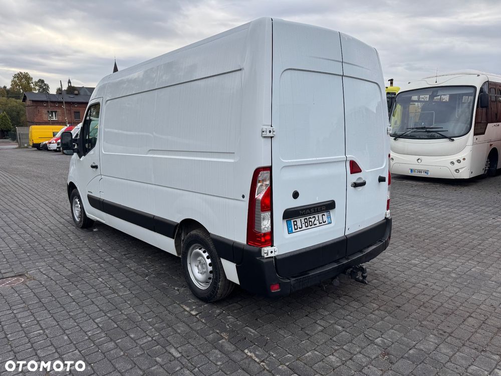 Renault Master 2011 r. L2H2 Blaszak klimatyzacja zabudowa warsztatowa - 8