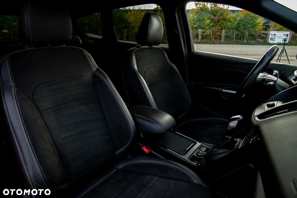 Ford Kuga 1.5 EcoBoost 4x4 ST-Line - 9