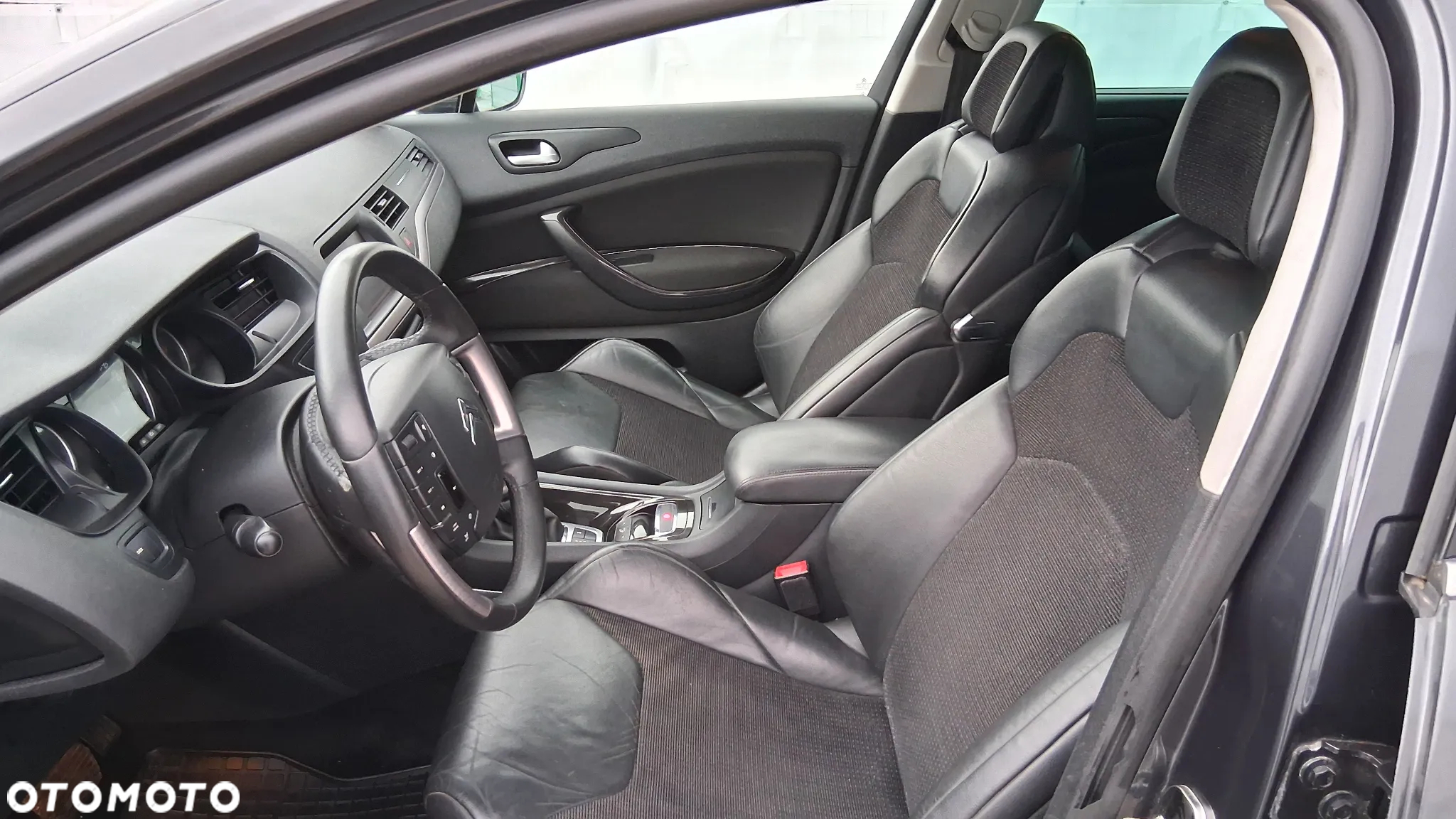 Citroën C5 Cross Tourer 2.0 HDi Exclusive - 11