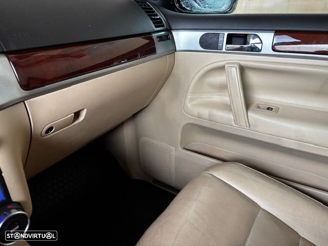 VW Touareg 2.5 TDi Tiptronic - 5