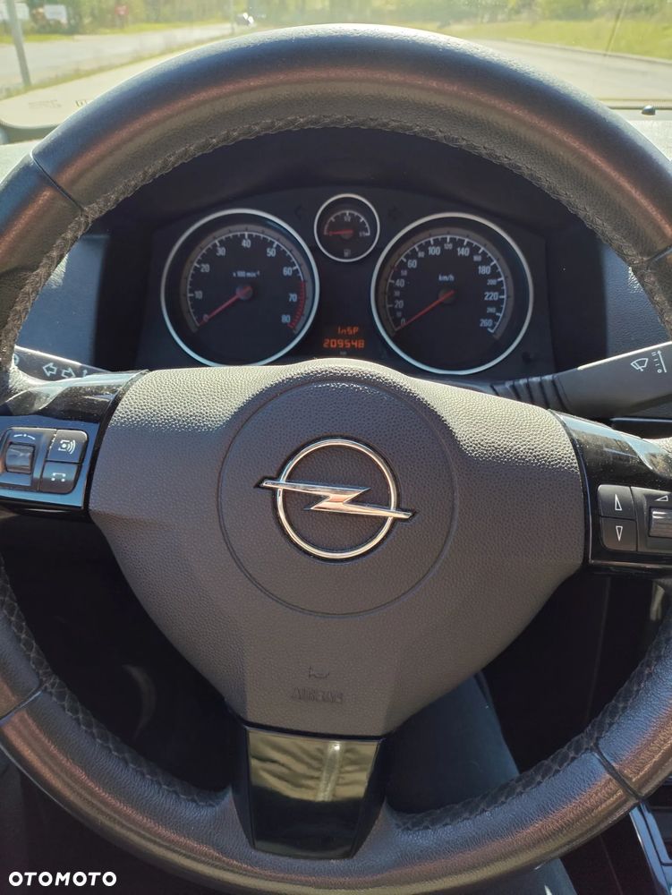 Opel Astra 1.8 - 10
