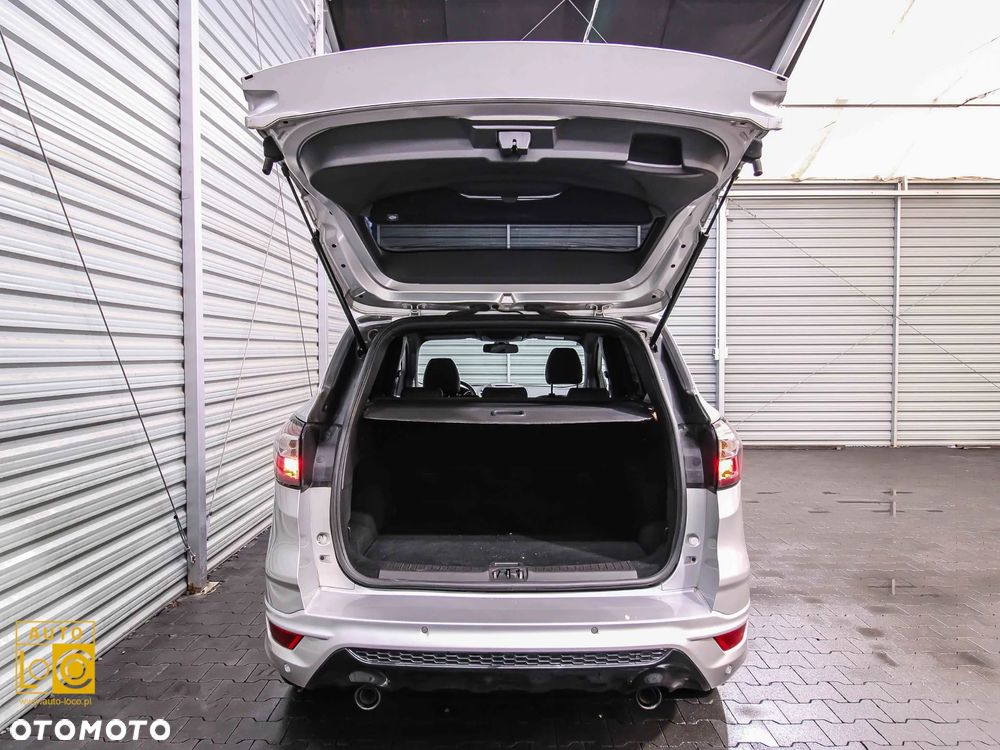 Ford Kuga 2.0 TDCi 2x4 Titanium - 13