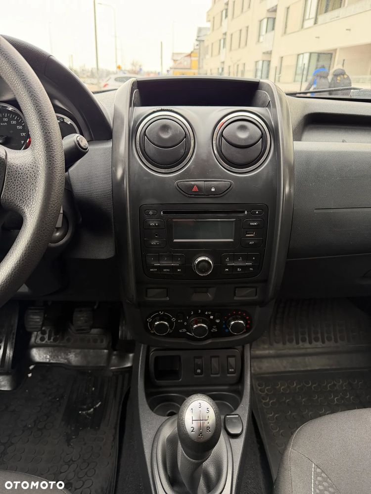 Dacia Duster 1.6 SCe Outdoor S&S - 14