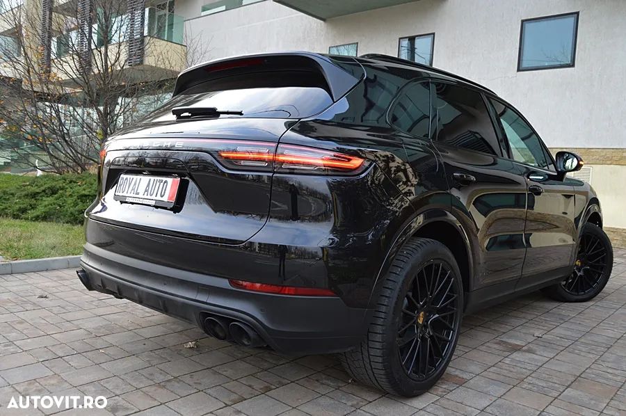 Porsche Cayenne Tiptronic S Platinum Edition - 5