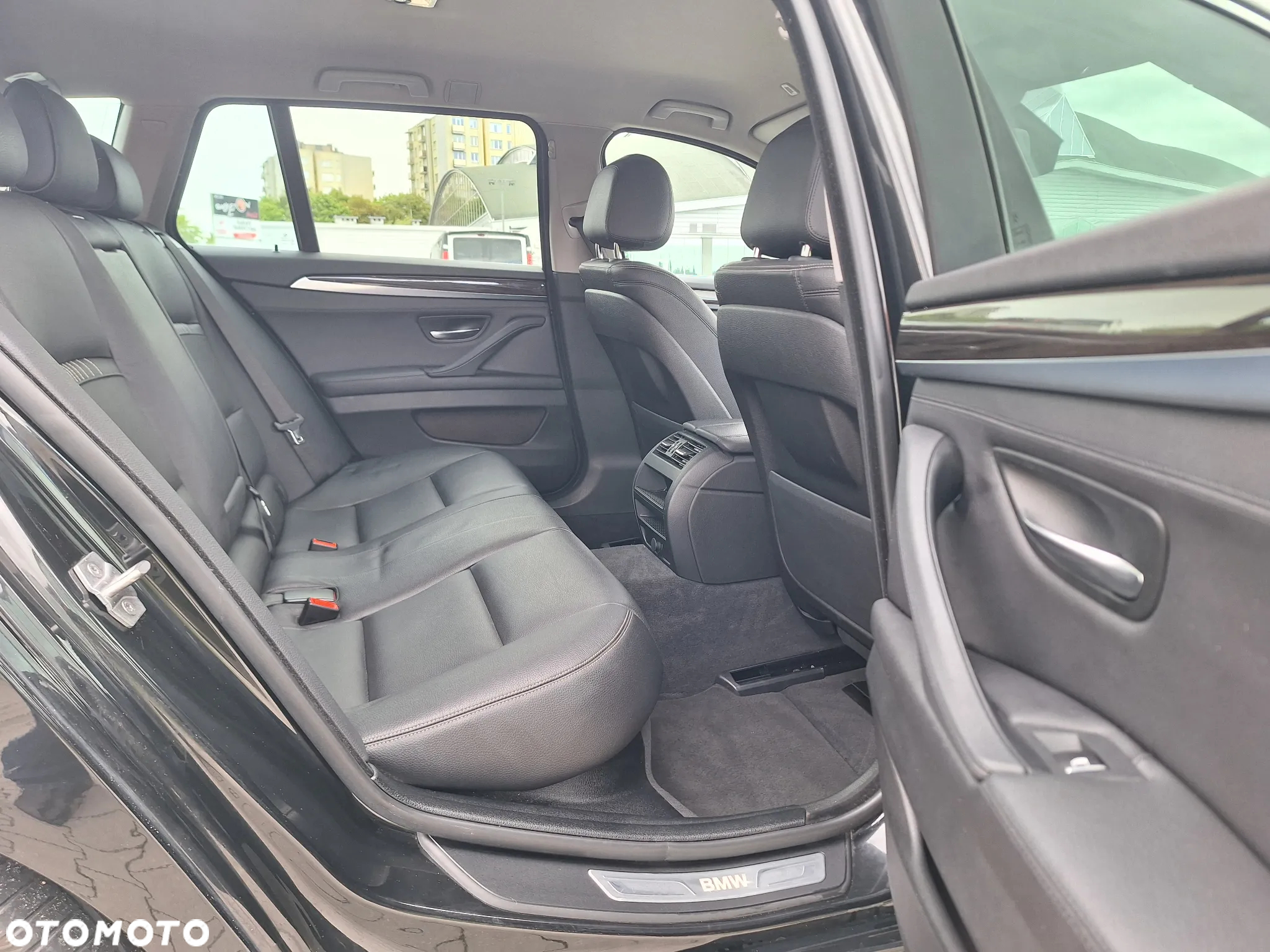 BMW Seria 5 520d Luxury Line - 17