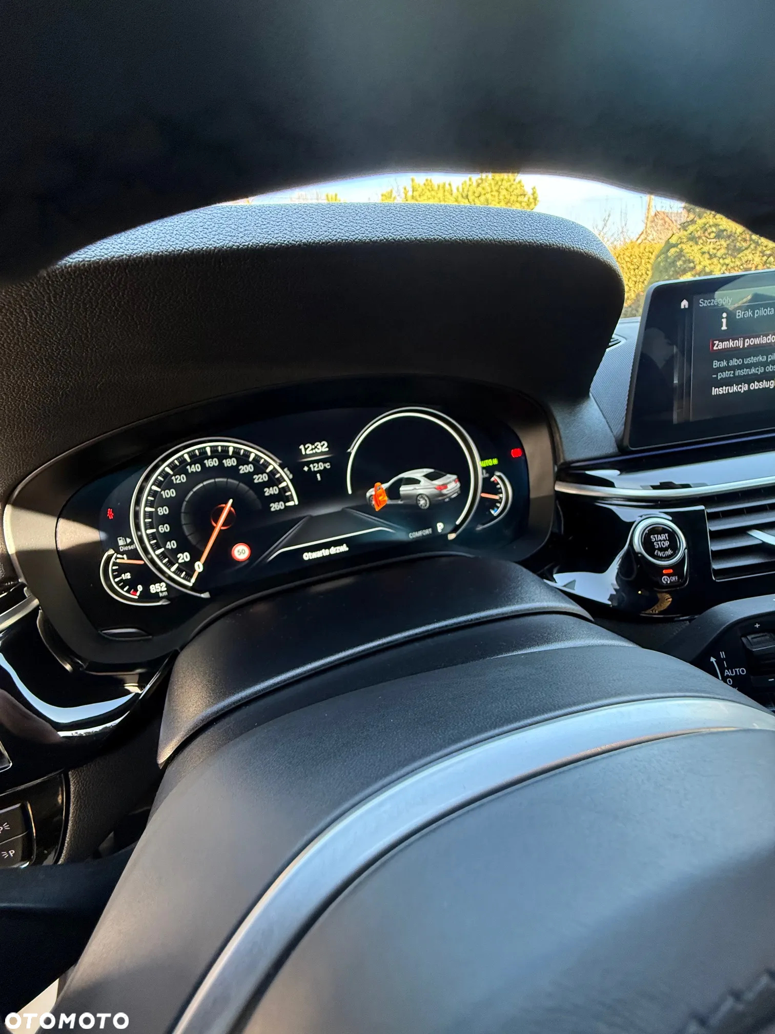 BMW Seria 5 520d M Sport - 22