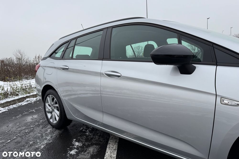 Opel Astra 1.2 T Edition S&S - 8