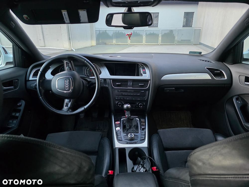 Audi A4 Avant 3.0 TDI DPF quattro S line Sportpaket (plus) - 10