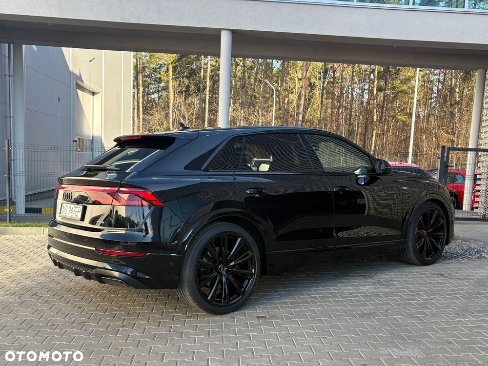 Audi Q8 - 6