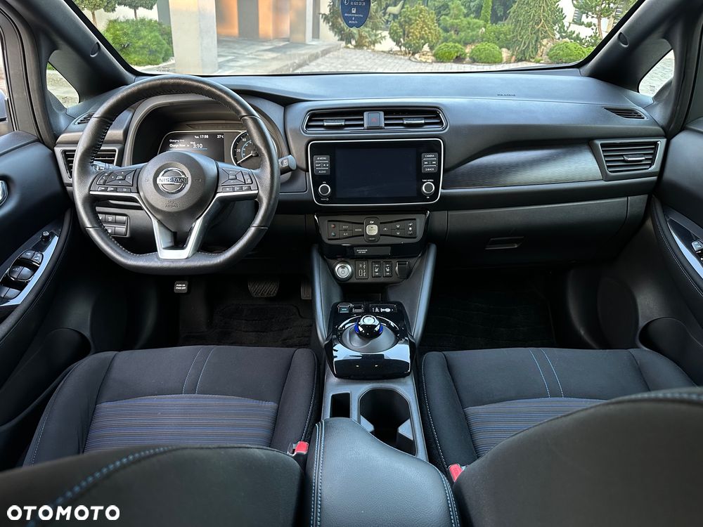 Nissan Leaf - 17