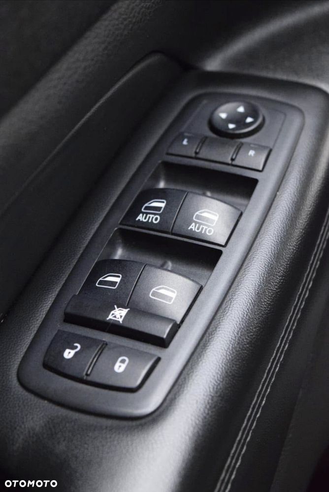 Jeep Grand Cherokee 3.6 V6 Laredo - 12