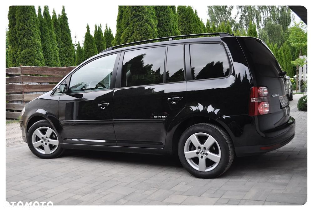 Volkswagen Touran 1.6 United - 2