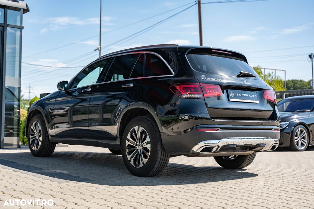 Mercedes-Benz GLC 300 e 4Matic 9G-TRONIC - 4