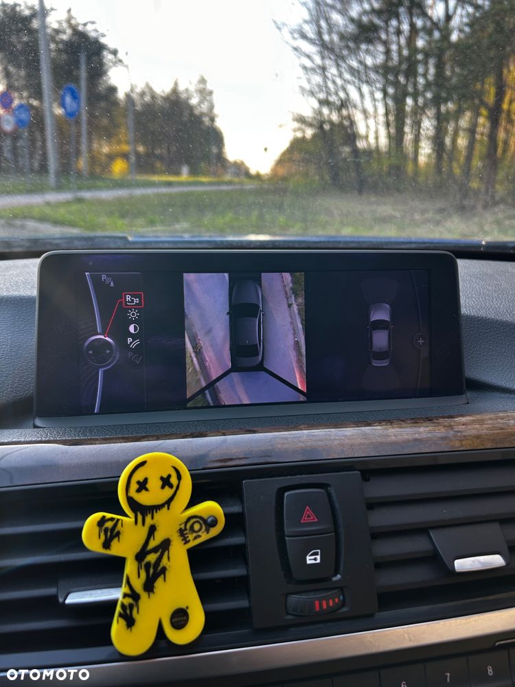 BMW Seria 3 335i xDrive Edition Sport - 23