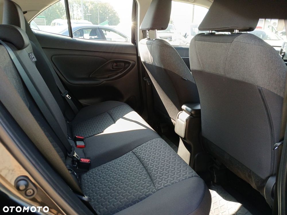 Toyota Yaris Cross Hybrid 1.5 Comfort - 22