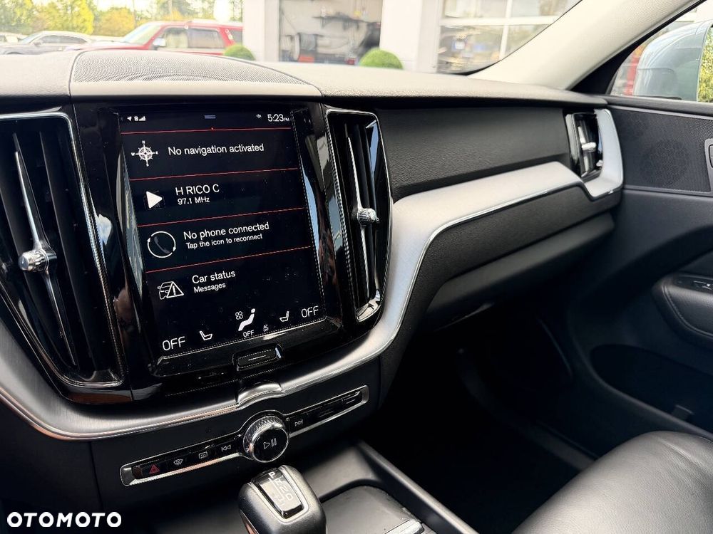 Volvo XC 60 T6 AWD Momentum - 20