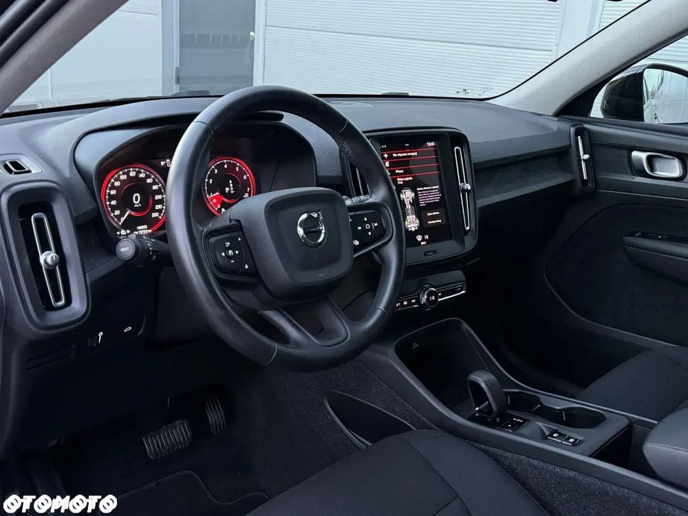Volvo XC 40 T2 Plus Dark - 7