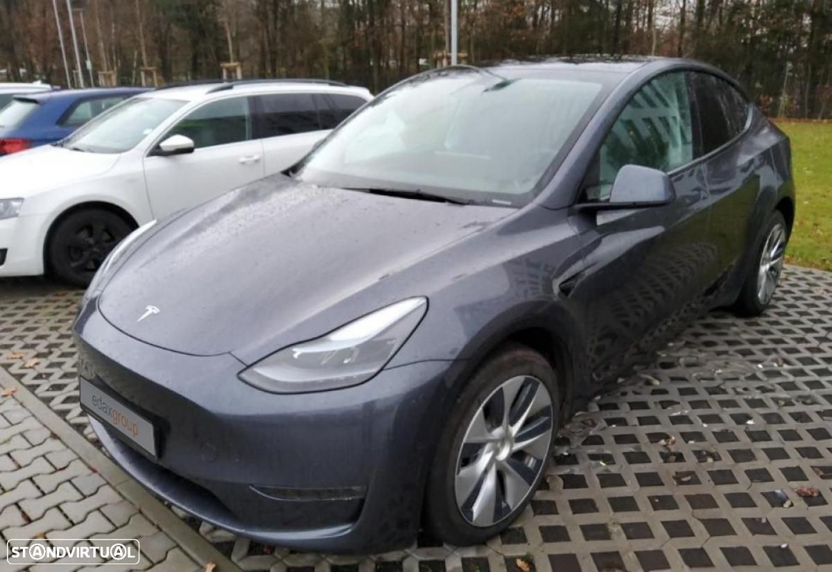 Tesla Model Y Long Range Dual Motor AWD - 1