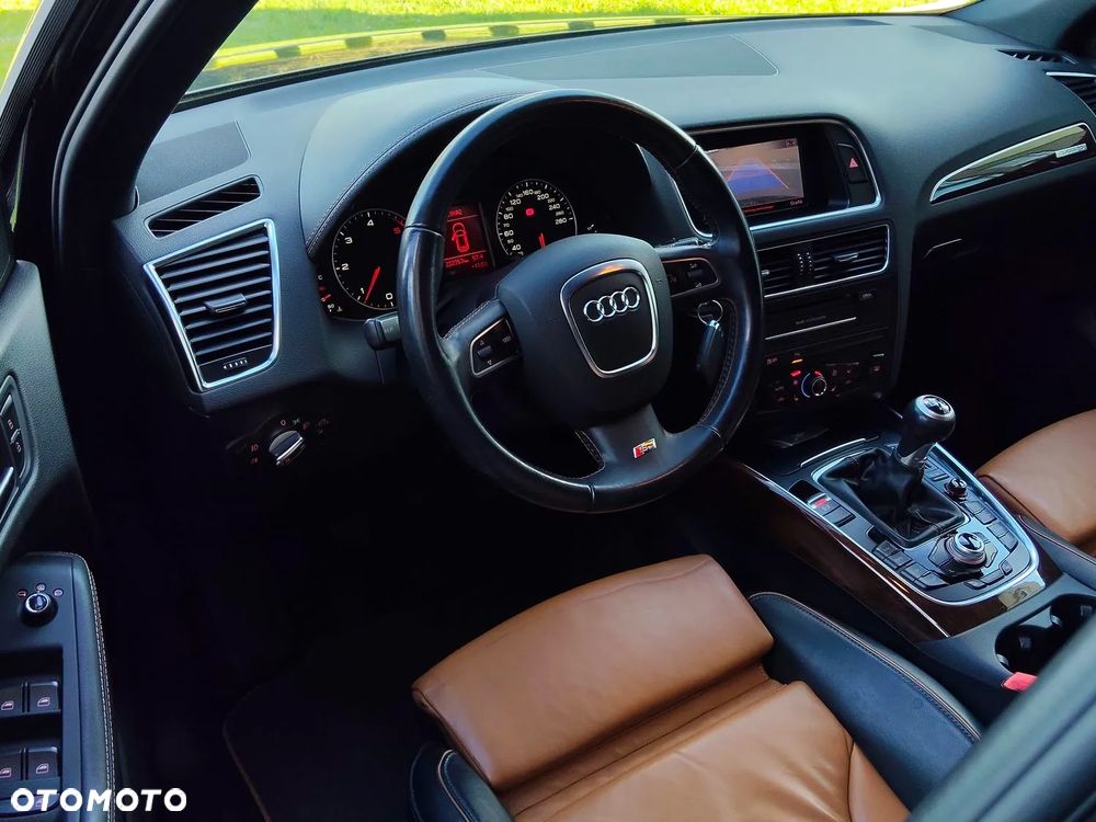 Audi Q5 2.0 TDI Quattro - 22