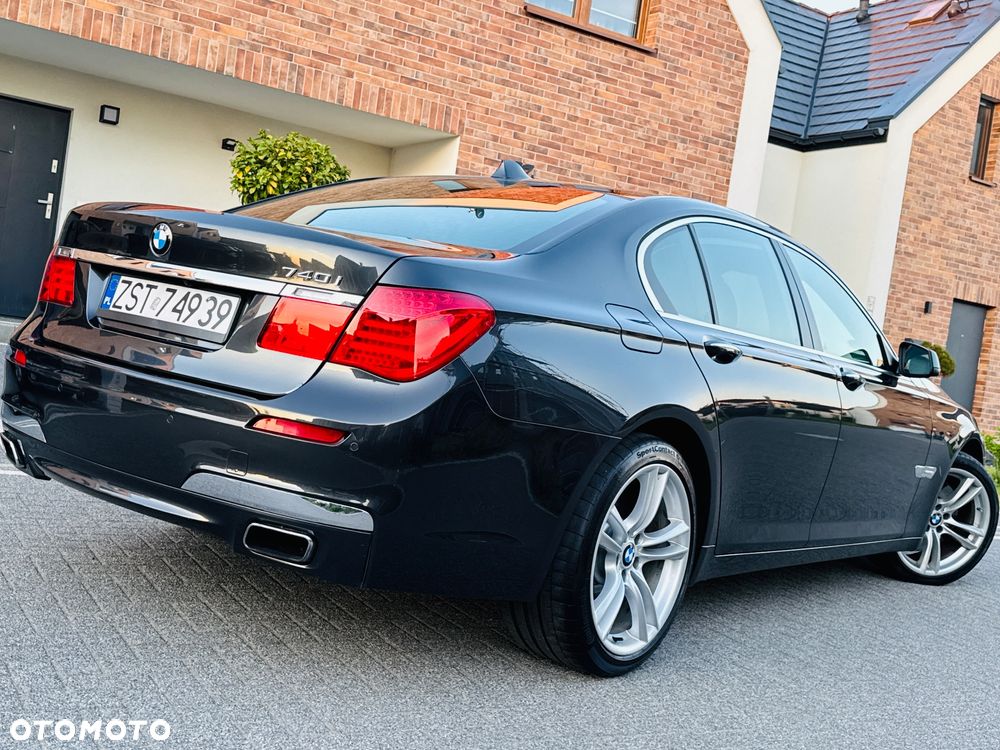 BMW Seria 7 740i - 3