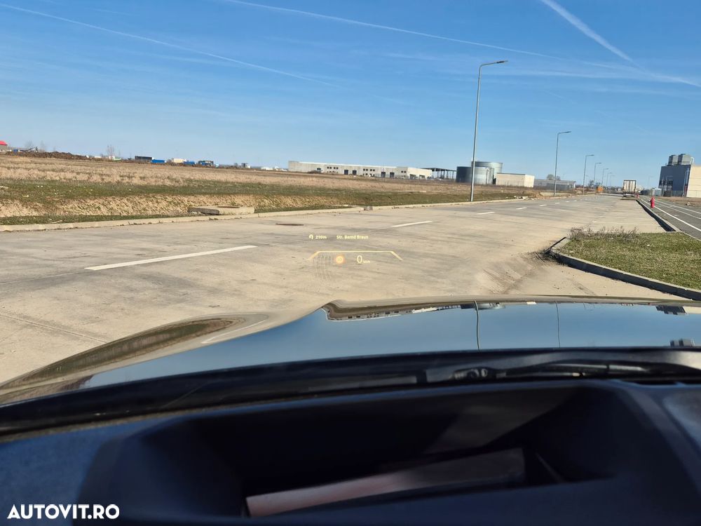 BMW 3 Series 2022 — imagine 36