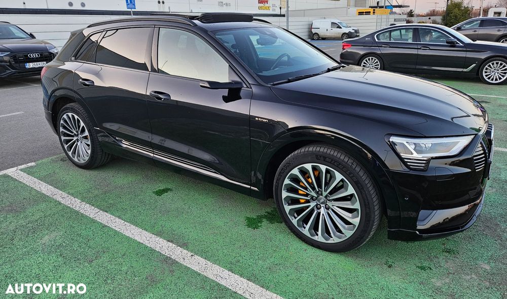 Audi e-tron quattro S - 2