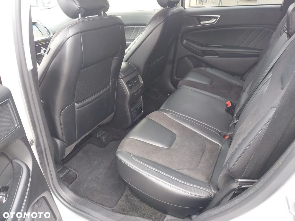 Ford Edge 2.0 TDCi Twin-Turbo 4WD ST-Line - 19
