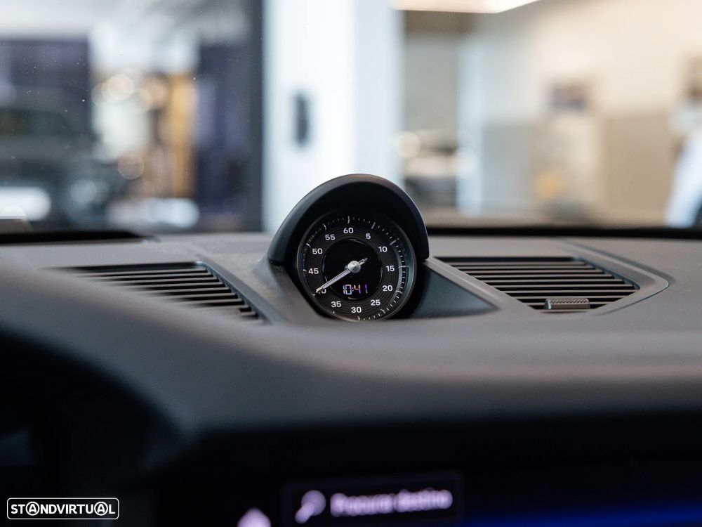 Porsche 911 (992) Carrera S - 22