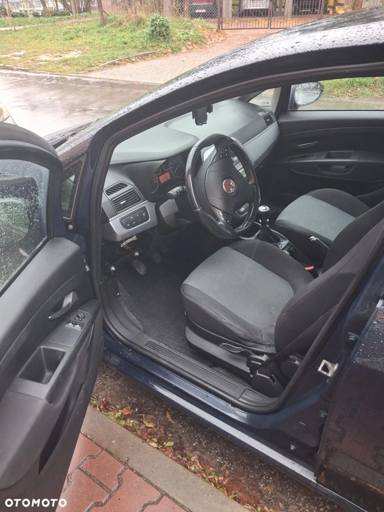 Fiat Grande Punto - 5