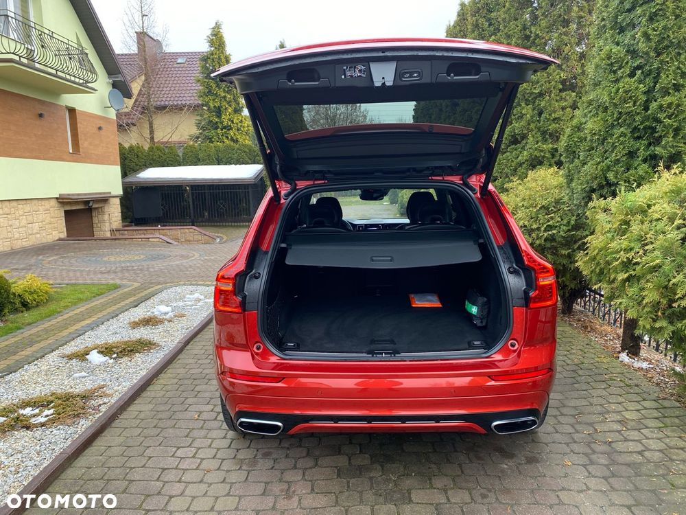 Volvo XC 60 B4 D Geartronic RDesign - 12