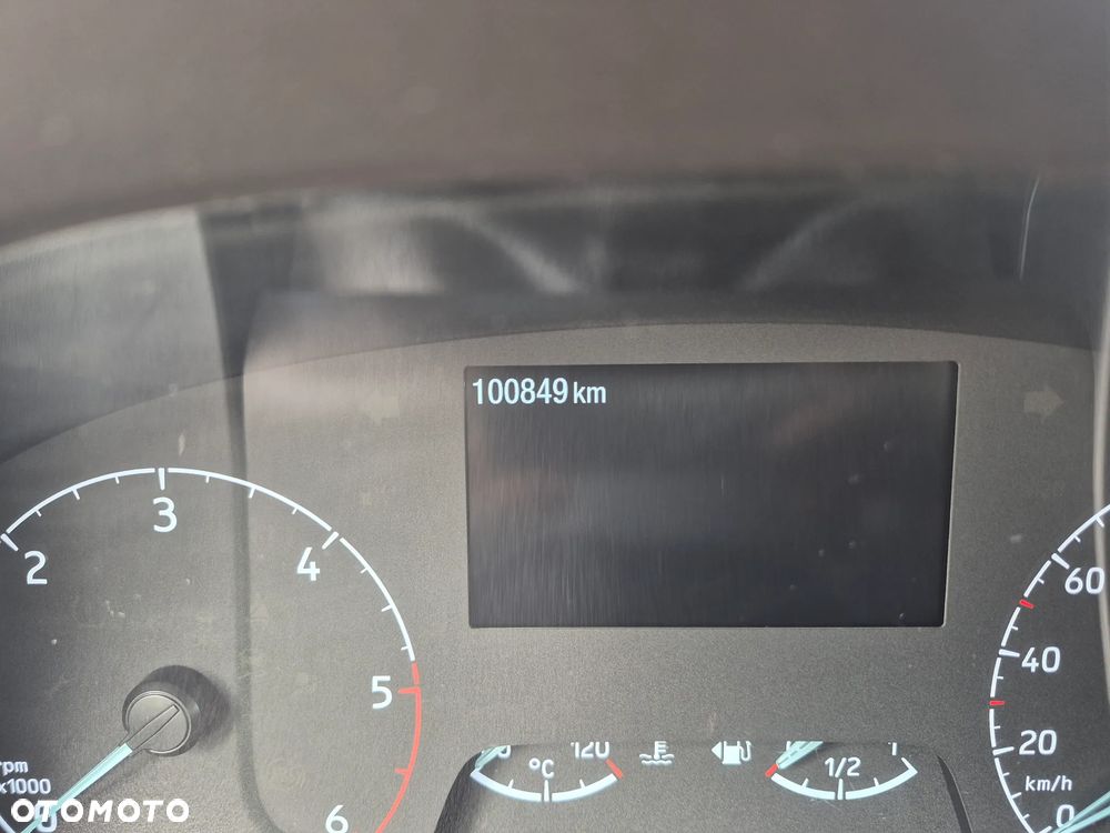 Ford Transit - 9