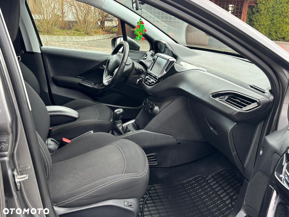 Peugeot 208 1.2 PureTech Active S&S - 16