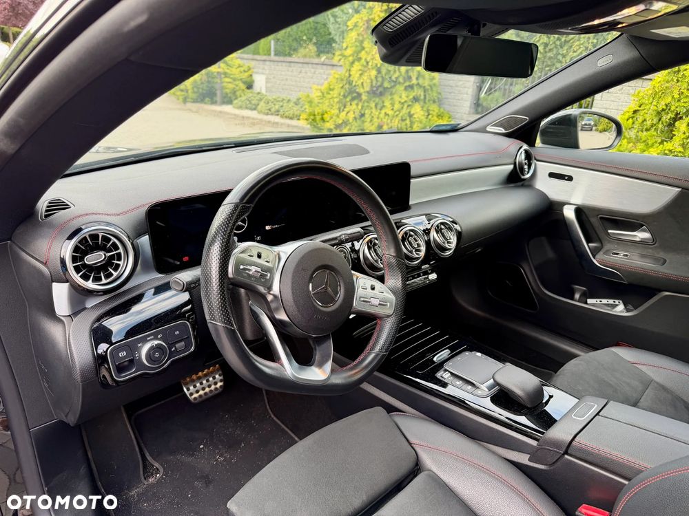 Mercedes-Benz CLA - 8
