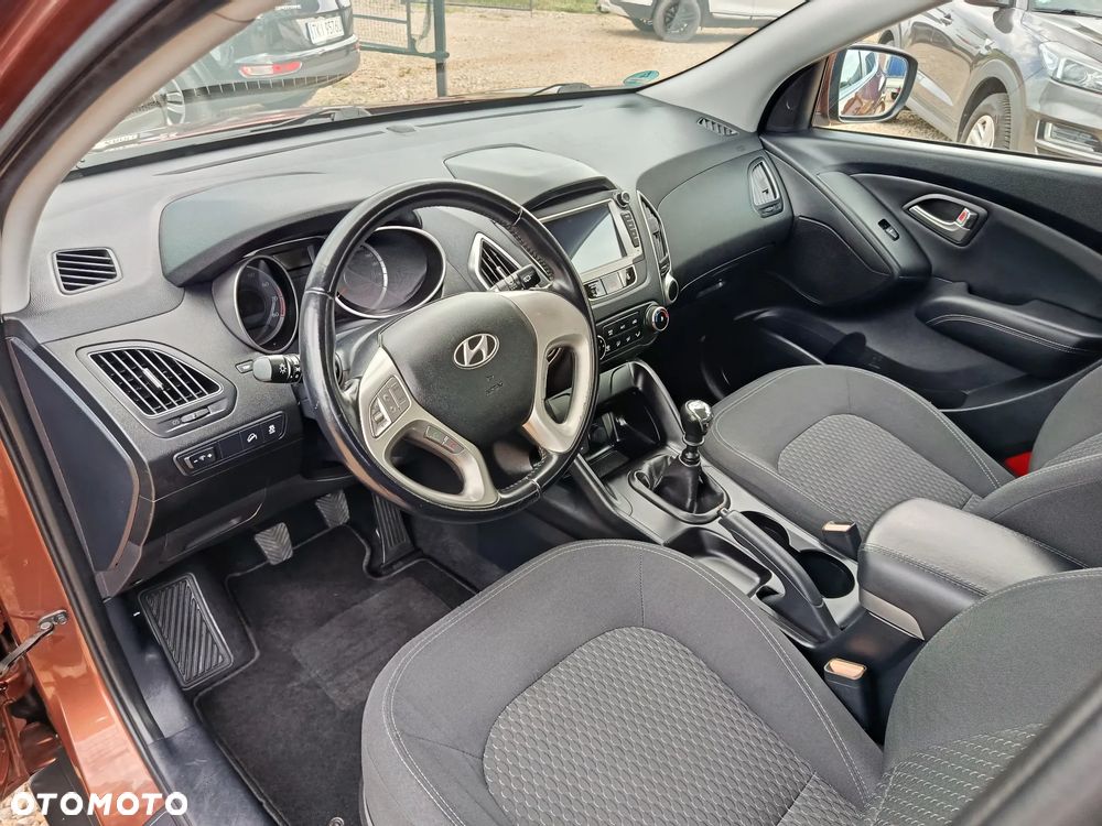 Hyundai ix35 blue 1.6 2WD Finale Silver - 11