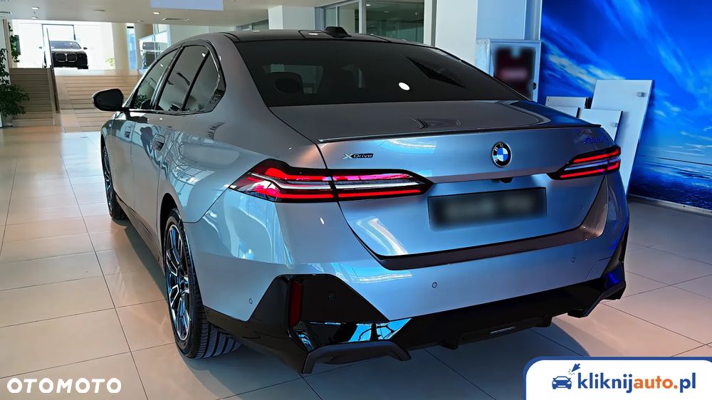 BMW Seria 5 520d xDrive mHEV M Sport - 4