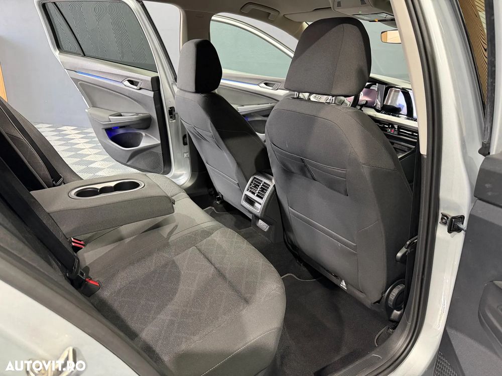 Volkswagen Golf 2.0 TDI SCR Life - 27