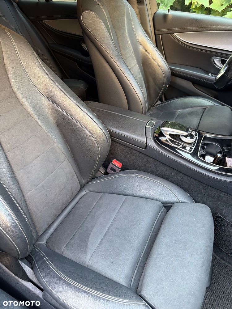 Mercedes-Benz Klasa E 300 d 9G-TRONIC - 13