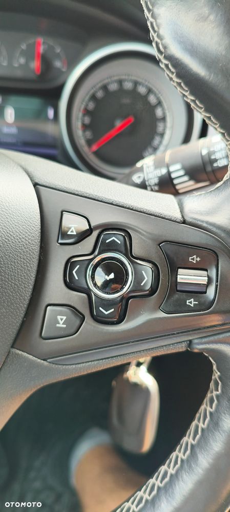 Opel Astra 1.4 Turbo Edition - 23