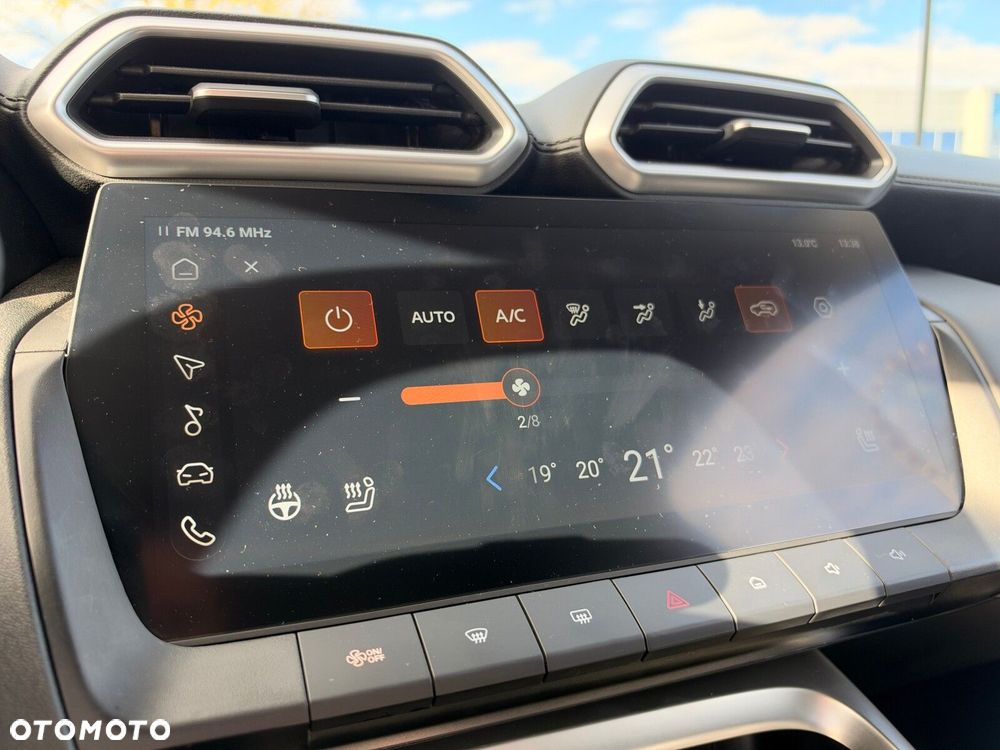 MG ZS Hybrid+ - 16