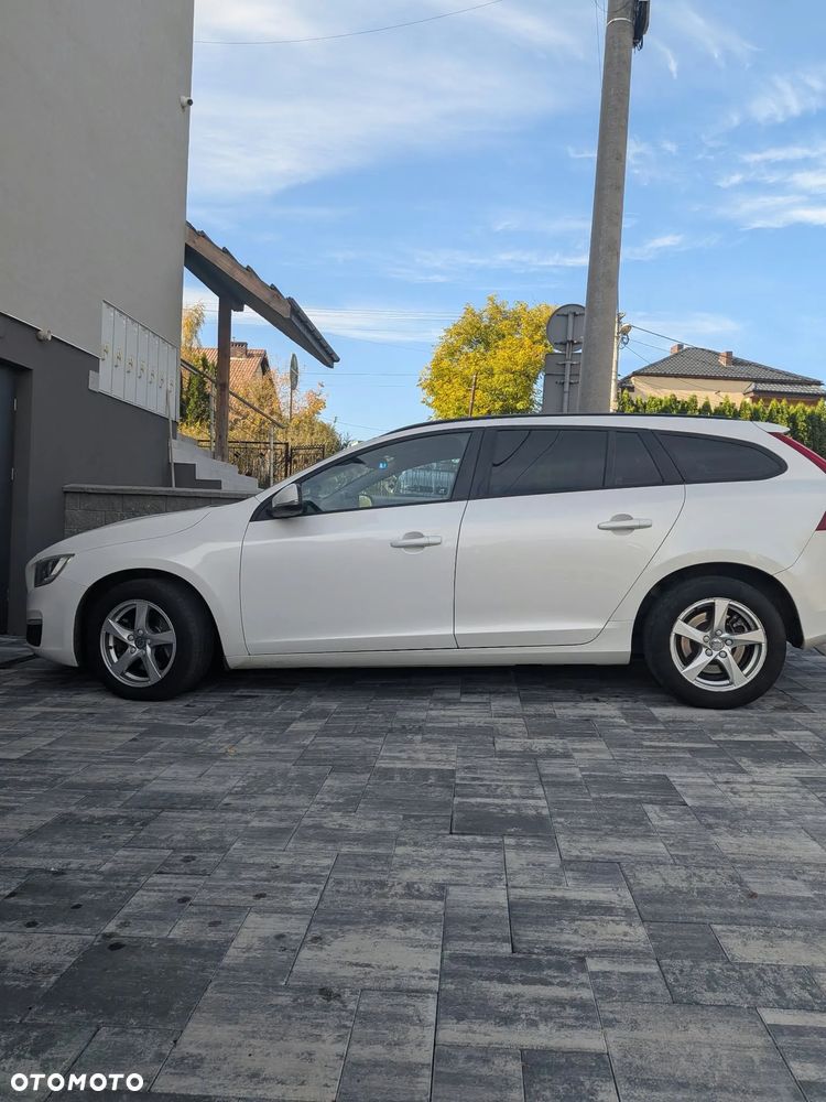 Volvo V60 2016 photo 4