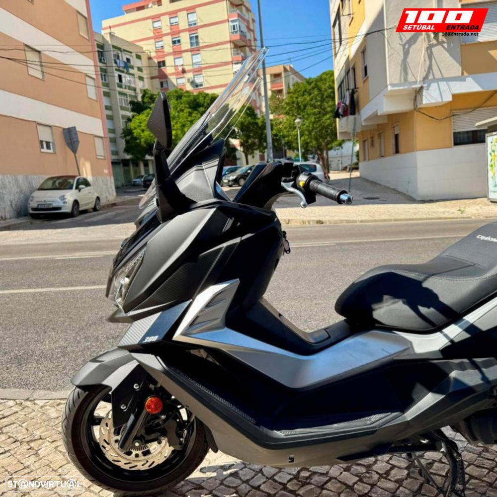 Sym Cruisym 300 - 30