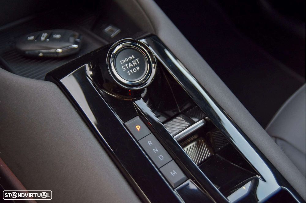 Alfa Romeo Junior 1.2 Sport Speciale eDCT6 - 32