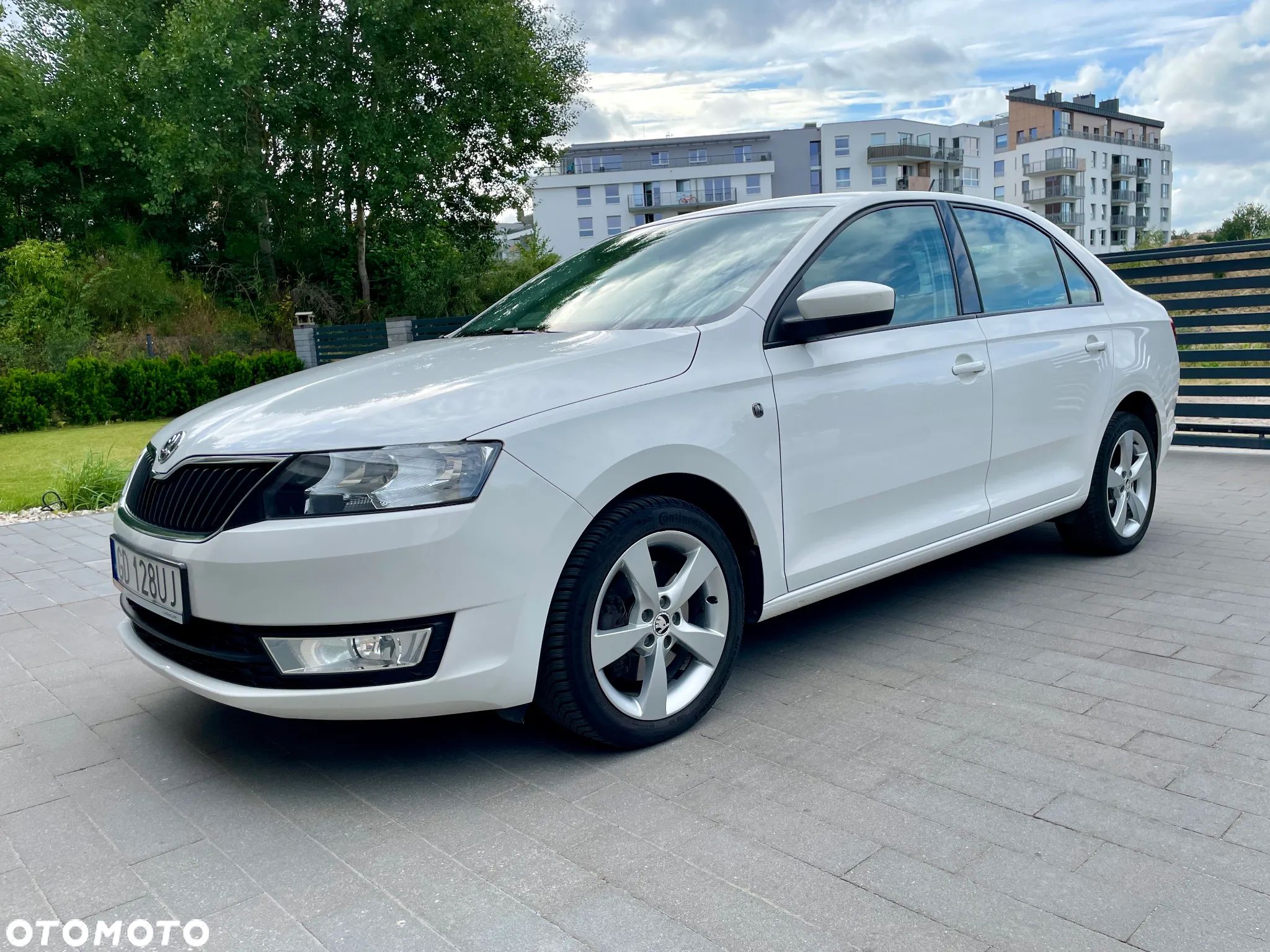 Skoda RAPID 1.6 TDI DPF Elegance Max - 1