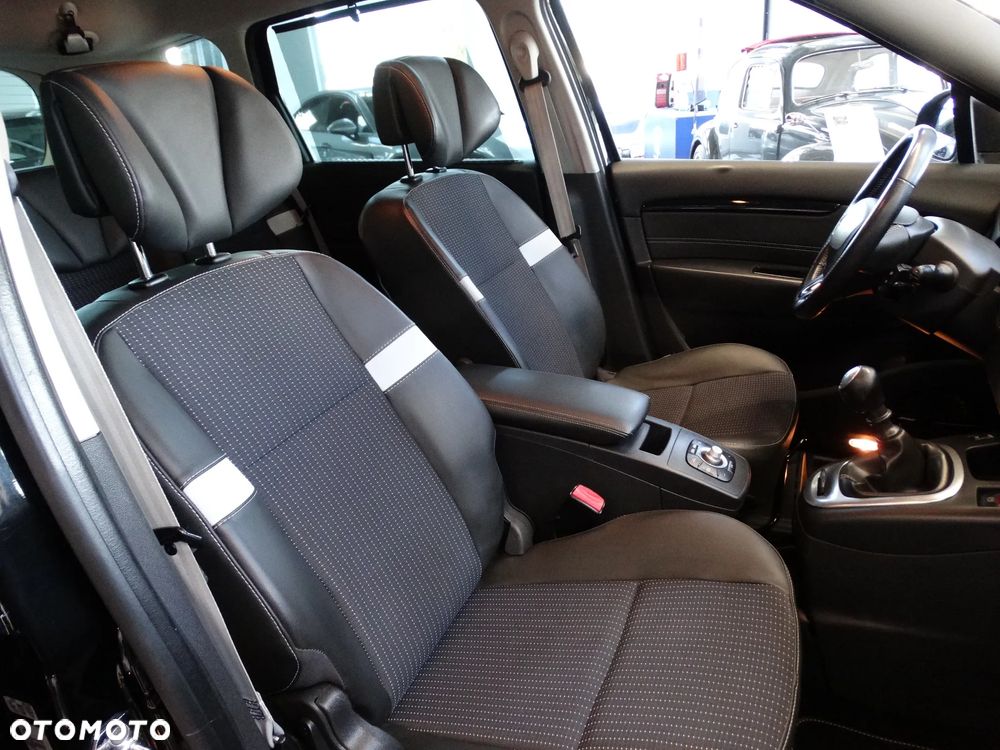 Renault Scenic Energy TCe 130 S&S Bose Edition - 26