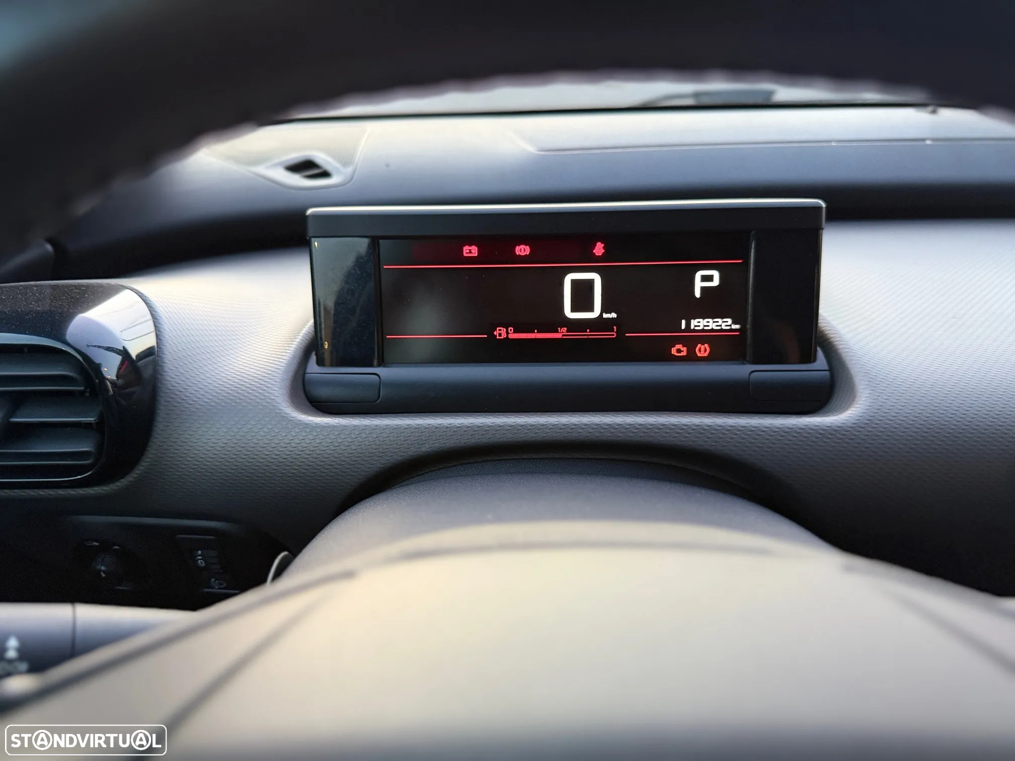 Citroën C4 Cactus 1.2 PureTech Shine EAT6 - 6