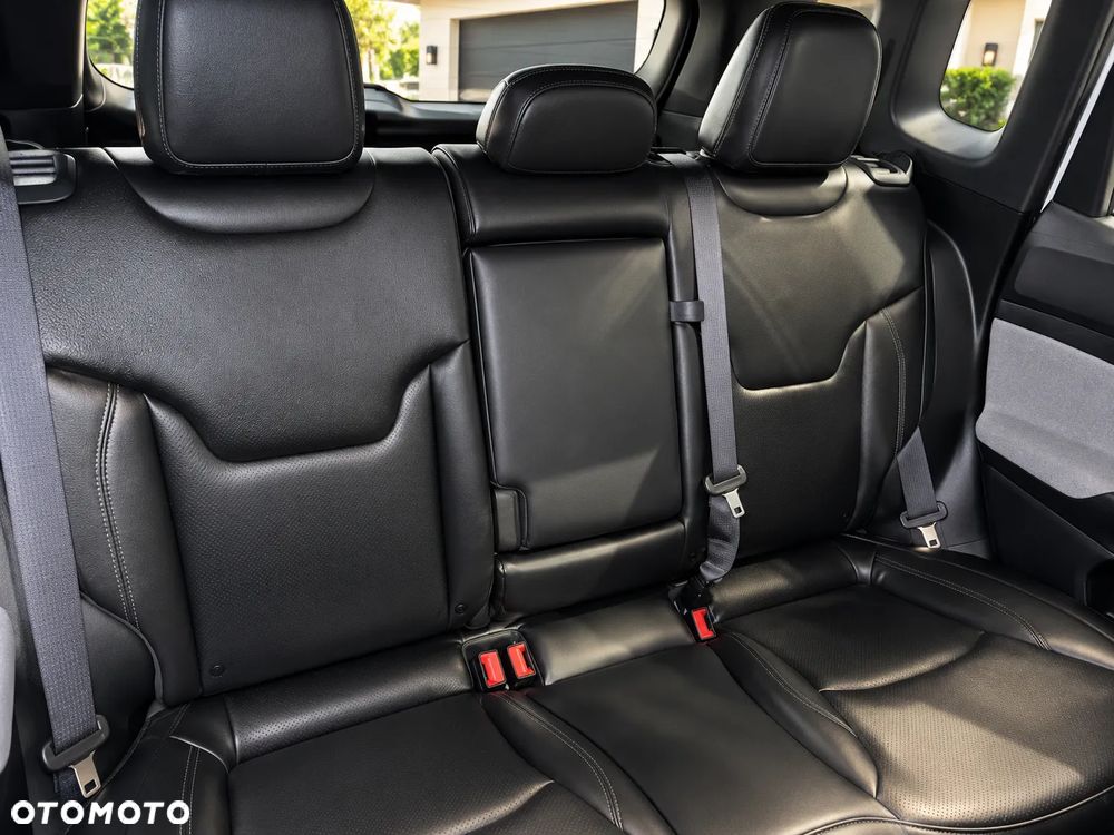 Jeep Compass - 18